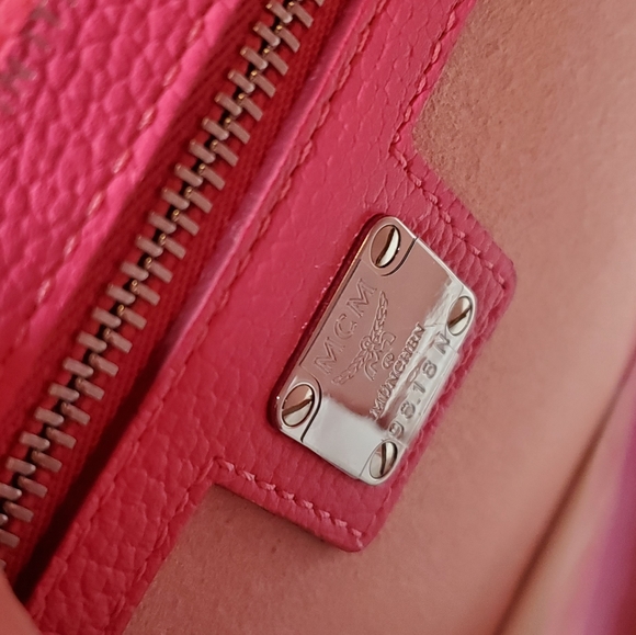 MCM Small Crossbody - Picture 4 of 11